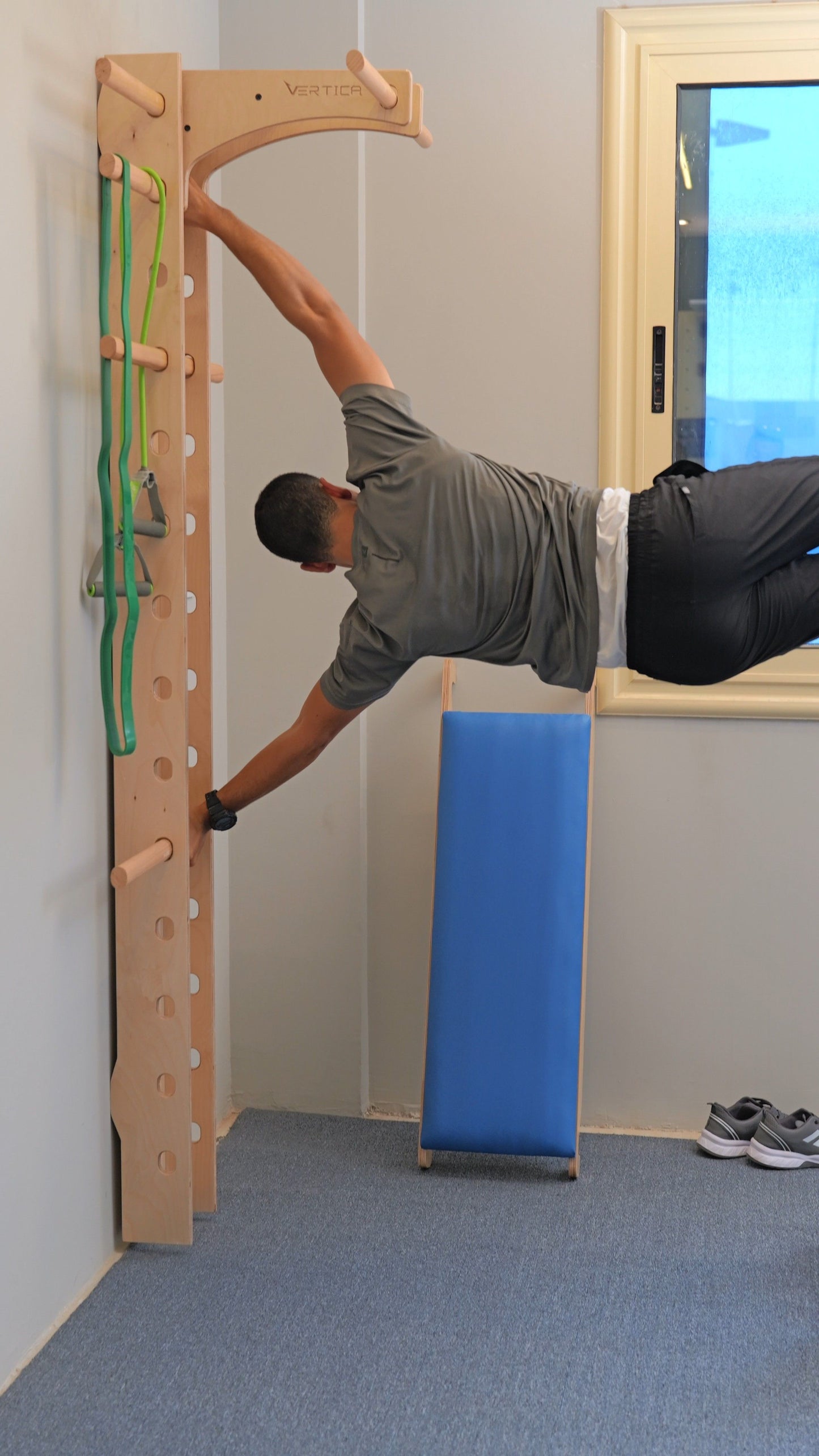 Bfit  لوح التمارين الخشبي متعدد الاستعمالات