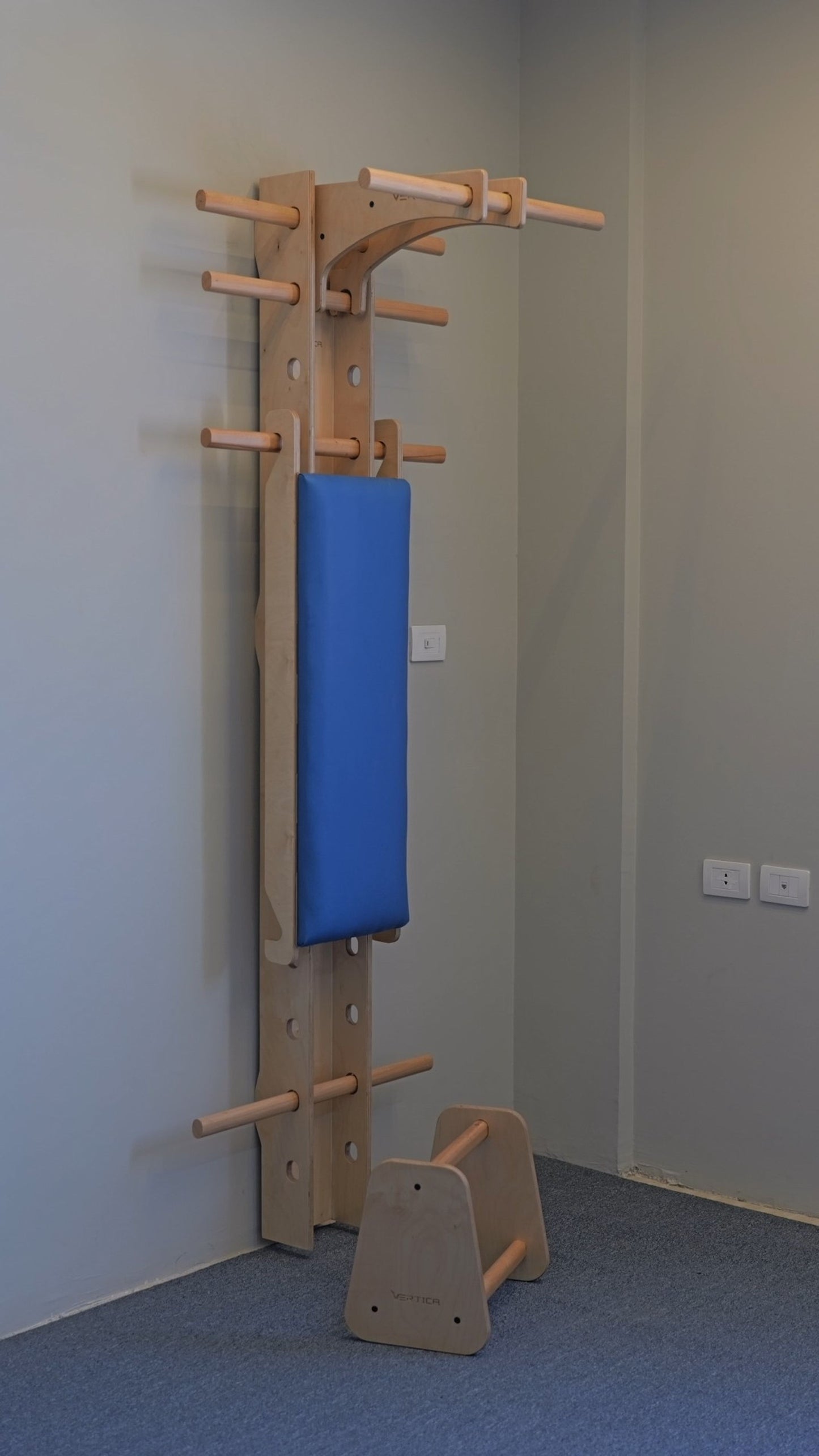 Bfit  لوح التمارين الخشبي متعدد الاستعمالات