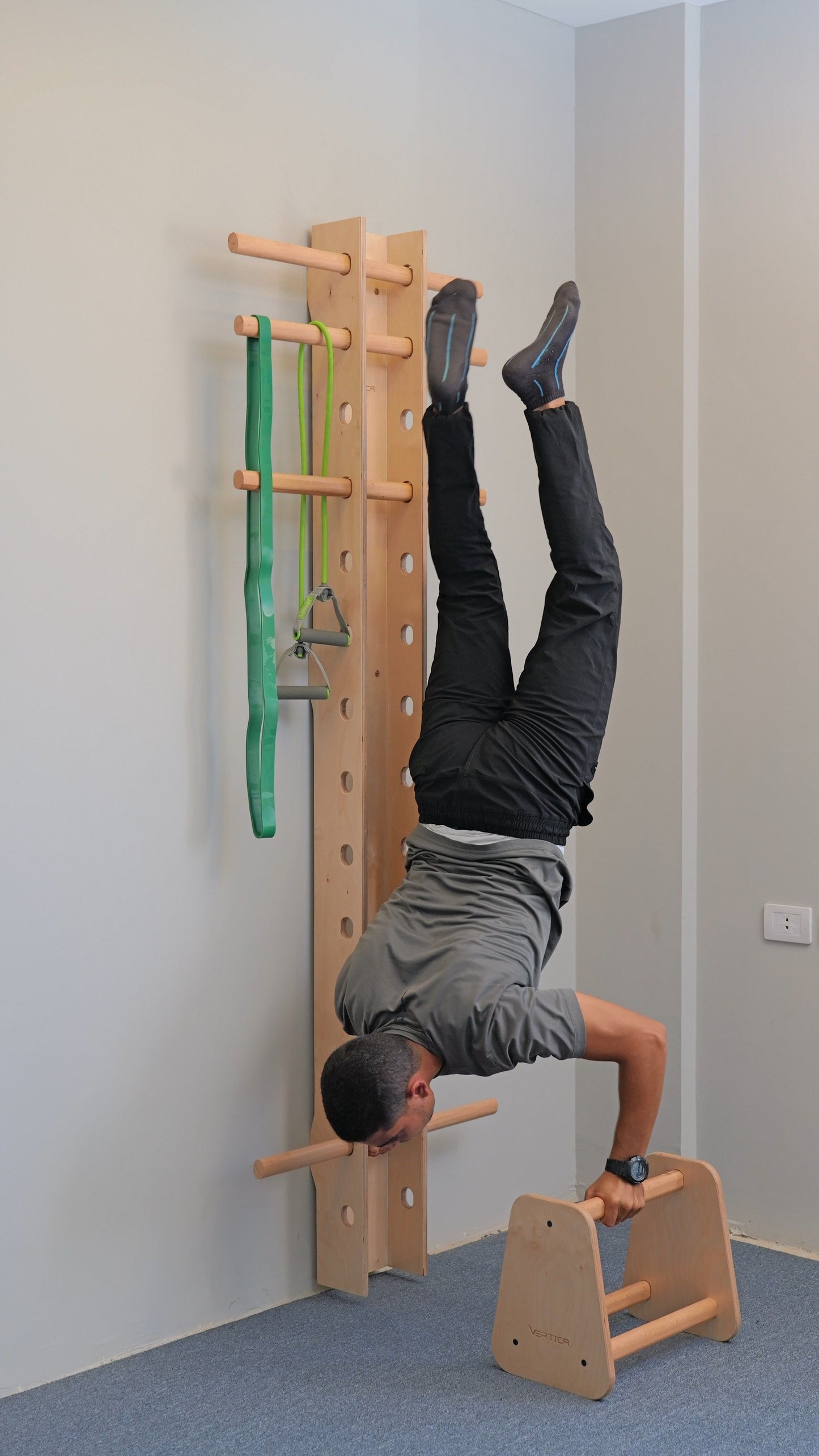 Bfit  لوح التمارين الخشبي متعدد الاستعمالات